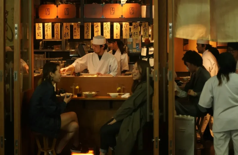 Hidangan kaiseki khas Jepang yang disajikan dengan indah.