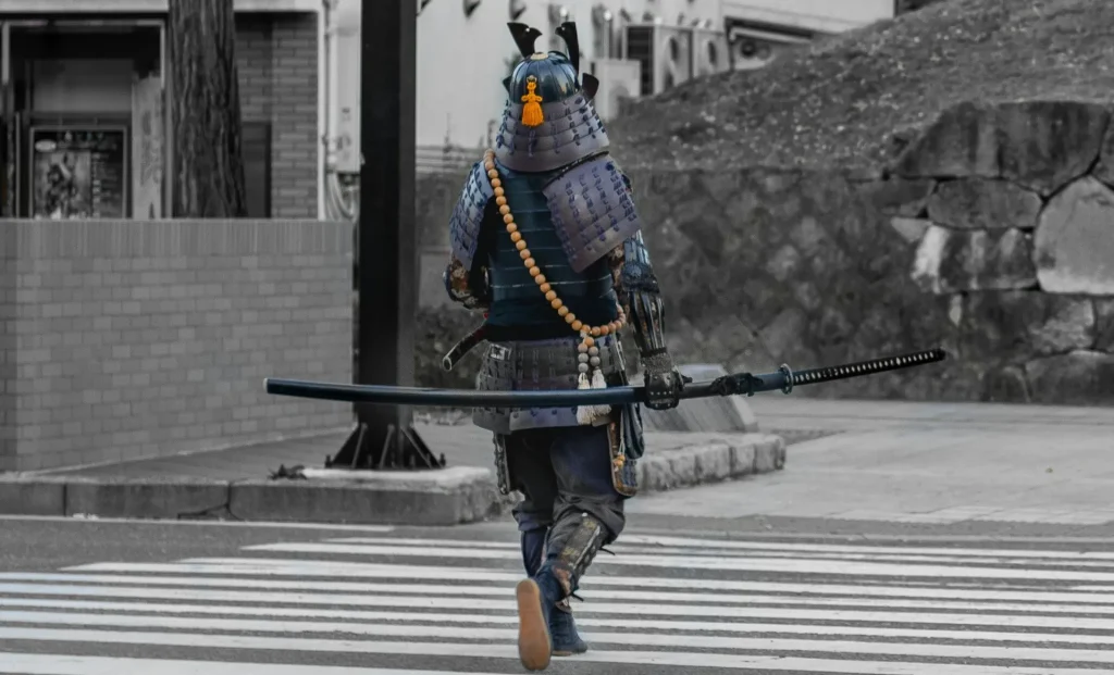 Beberapa set baju zirah samurai (katchū) yang dipamerkan.