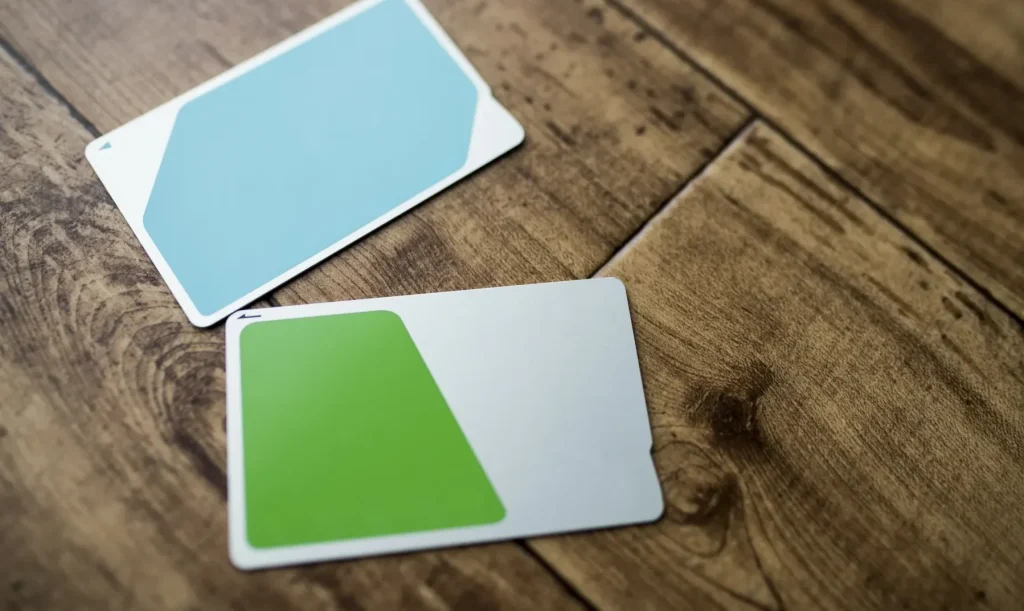 Kartu Suica dengan desain pinguin ikoniknya.